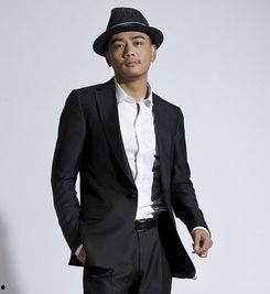 边城石磊个人资料