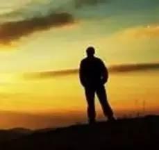 心情开朗的图片